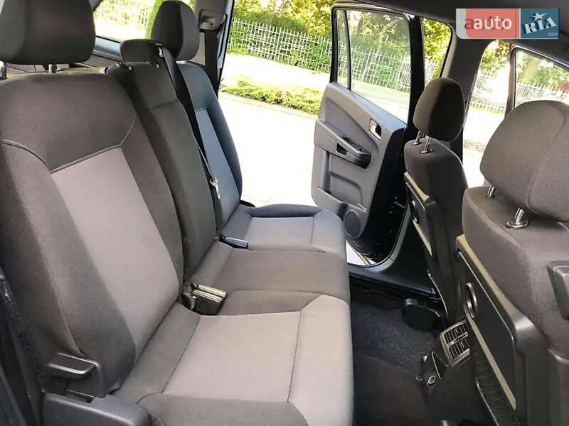 Минивэн Opel Zafira 2008 в Сколе