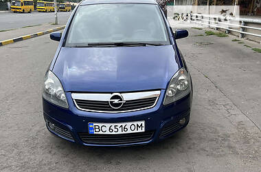 Минивэн Opel Zafira 2005 в Николаеве