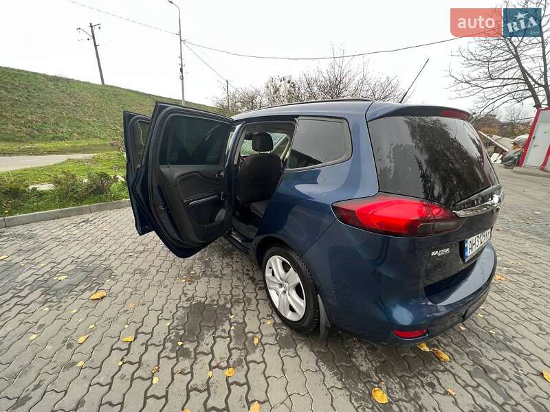 Минивэн Opel Zafira 2012 в Львове