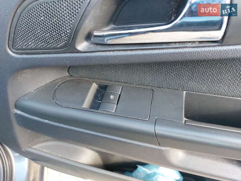 Мінівен Opel Zafira 2006 в Рівному фото 14 Мінівен Opel Zafira 2006 в Рівному