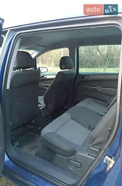 Минивэн Opel Zafira 2008 в 