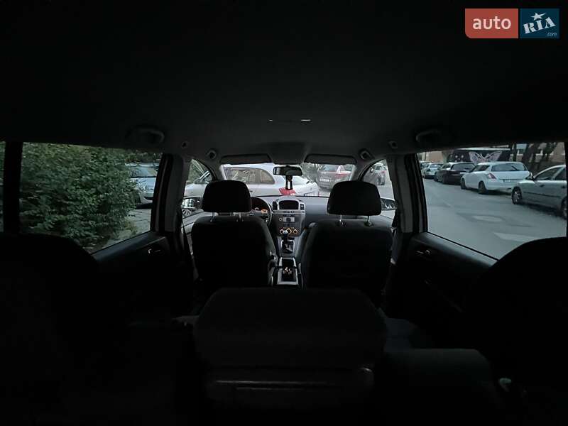 Минивэн Opel Zafira 2007 в Ровно фото 6 Минивэн Opel Zafira 2007 в Ровно