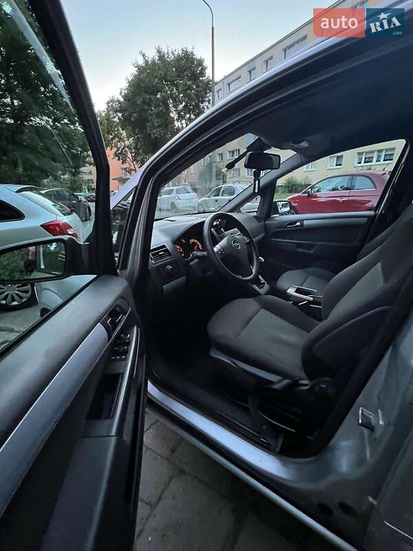 Минивэн Opel Zafira 2007 в Ровно фото 10 Минивэн Opel Zafira 2007 в Ровно