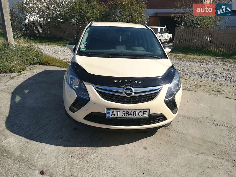 Opel Zafira 2013