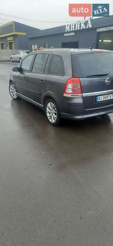 Минивэн Opel Zafira 2009 в Вышгороде
