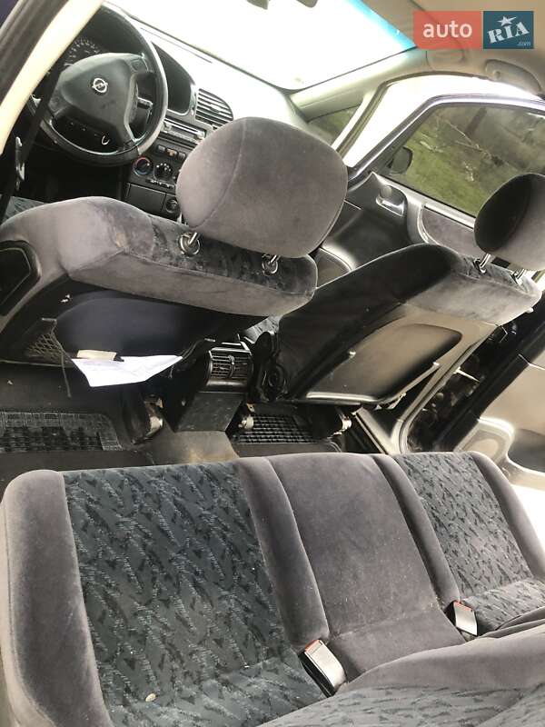 Минивэн Opel Zafira 2001 в Одессе