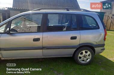 Минивэн Opel Zafira 2000 в Ратным