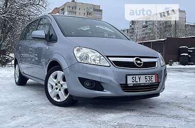 Минивэн Opel Zafira 2009 в Сумах