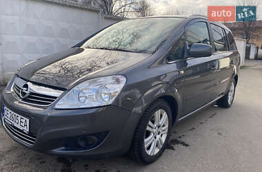 Минивэн Opel Zafira 2011 в Черновцах