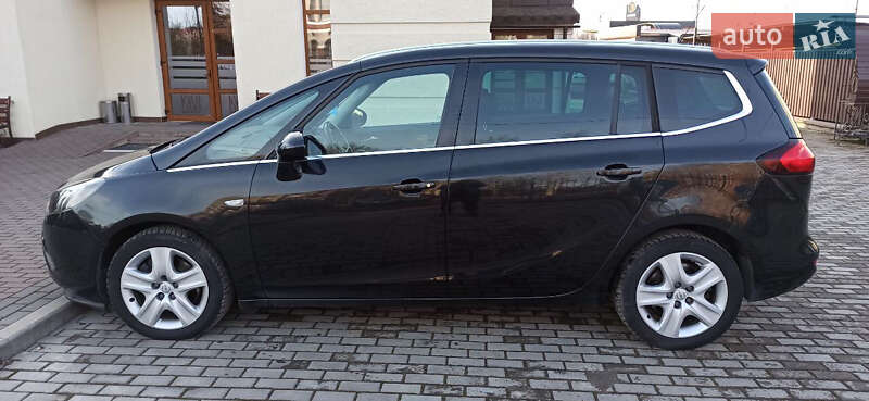 Мінівен Opel Zafira 2011 в Старокостянтинові