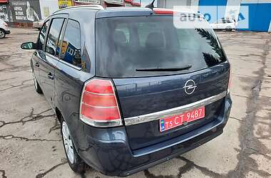 Минивэн Opel Zafira 2007 в Полтаве