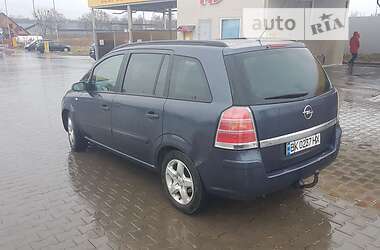 Минивэн Opel Zafira 2006 в Луцке