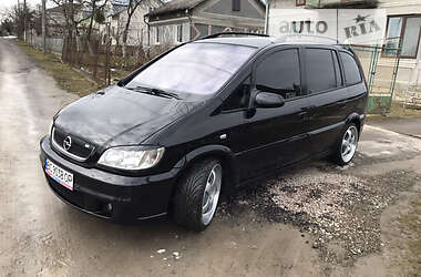 Минивэн Opel Zafira 2002 в 