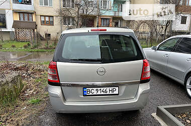 Минивэн Opel Zafira 2008 в Иршаве