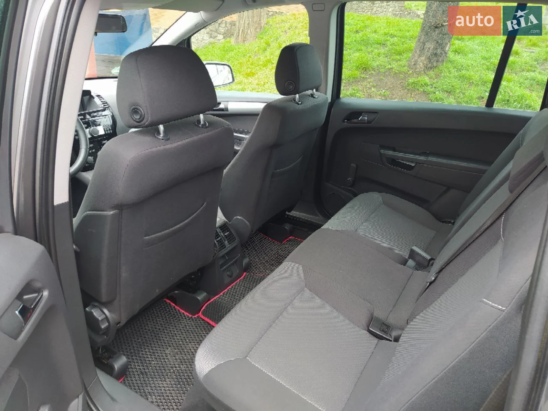 2010 Opel Zafira - мініатюра 6