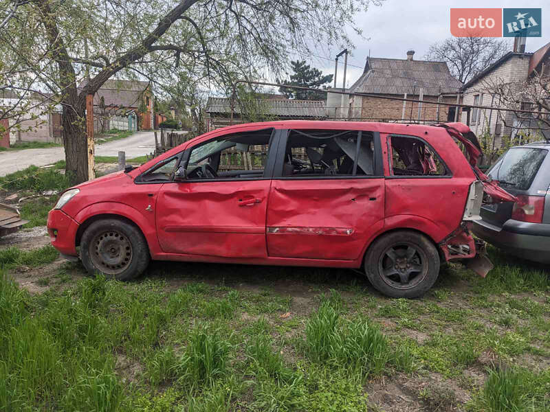 Минивэн Opel Zafira 2009 в Запорожье