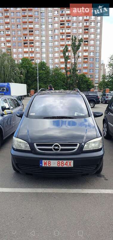 Мінівен Opel Zafira 2004 в Каневі