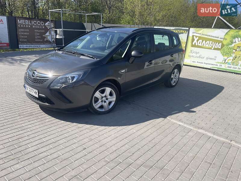 Opel Zafira 2014