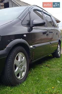 Минивэн Opel Zafira 2001 в 