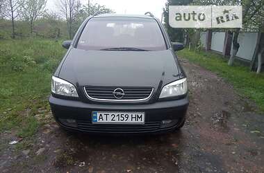 Мінівен Opel Zafira 2001 в Коломиї