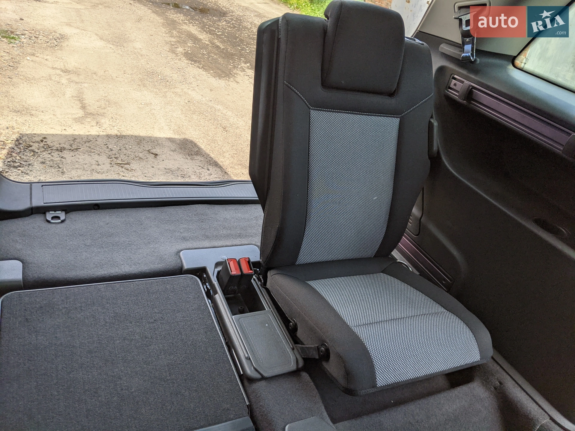 2012 Opel Zafira - мініатюра 25