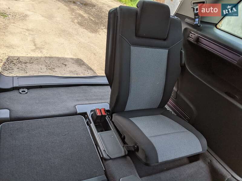 Мінівен Opel Zafira 2012 в Конотопі