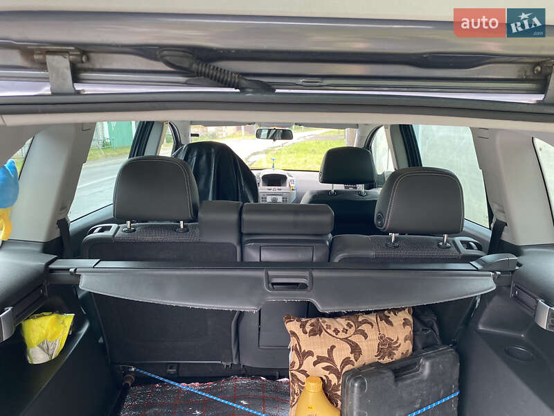 Мінівен Opel Zafira 2005 в Києві