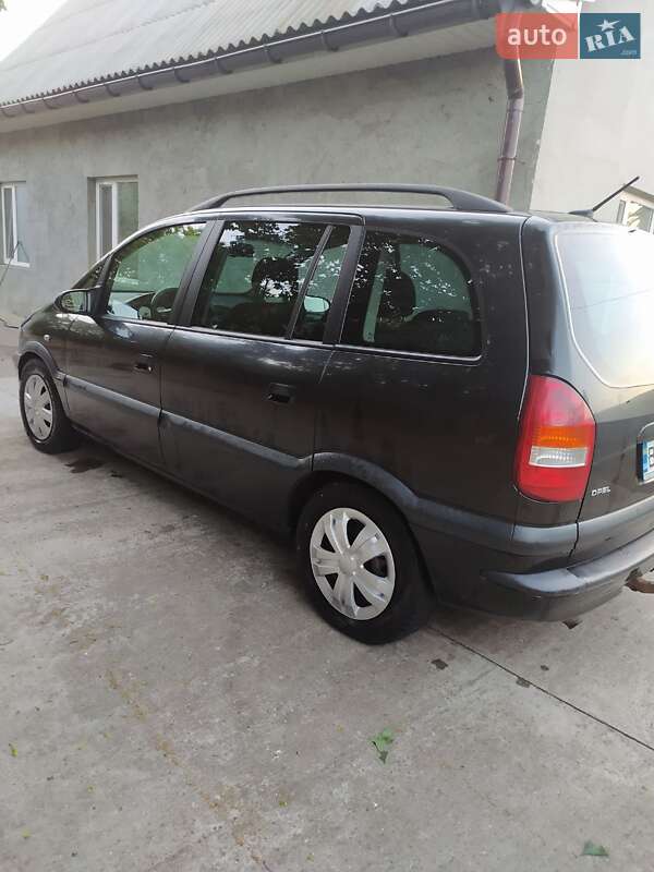 Минивэн Opel Zafira 2001 в Одессе