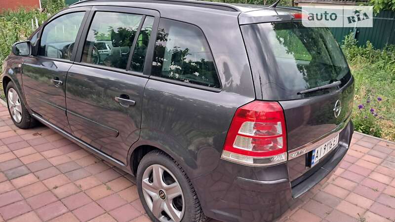 Минивэн Opel Zafira 2012 в Киеве фото 10 Минивэн Opel Zafira 2012 в Киеве