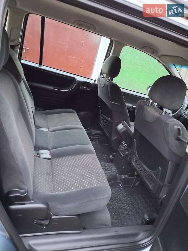 Мінівен Opel Zafira 2003 в Могилів-Подільському фото 7 Мінівен Opel Zafira 2003 в Могилів-Подільському