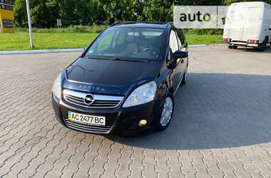 Минивэн Opel Zafira 2009 в Луцке