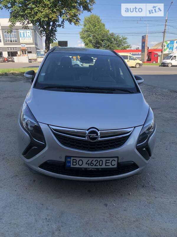 Микровэн Opel Zafira 2016 в Тернополе