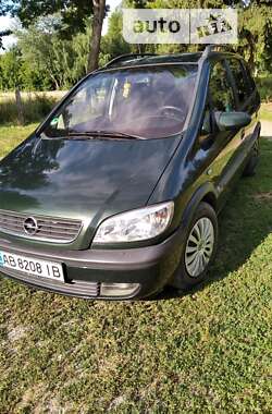 Минивэн Opel Zafira 2002 в Немирове