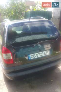 Минивэн Opel Zafira 2003 в 