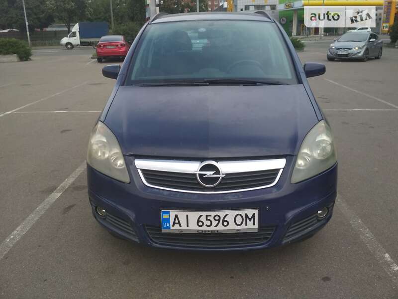 Мінівен Opel Zafira 2007 в Гостомелі