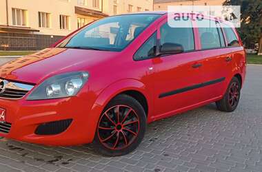 Минивэн Opel Zafira 2009 в Теплике