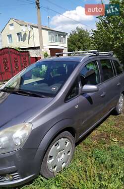 Минивэн Opel Zafira 2006 в Светловодске