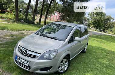 Минивэн Opel Zafira 2012 в Львове