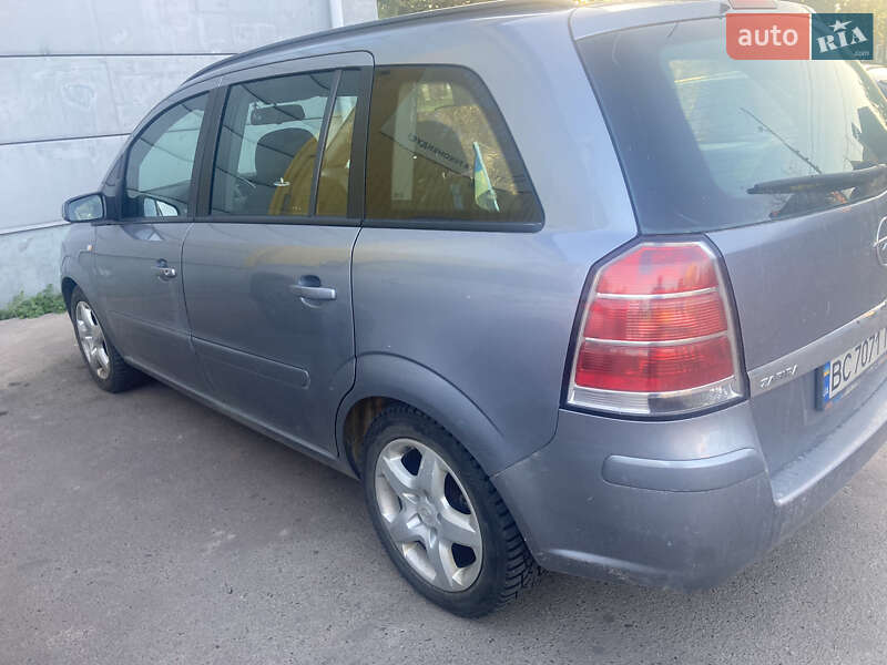 Мінівен Opel Zafira 2007 в Самборі