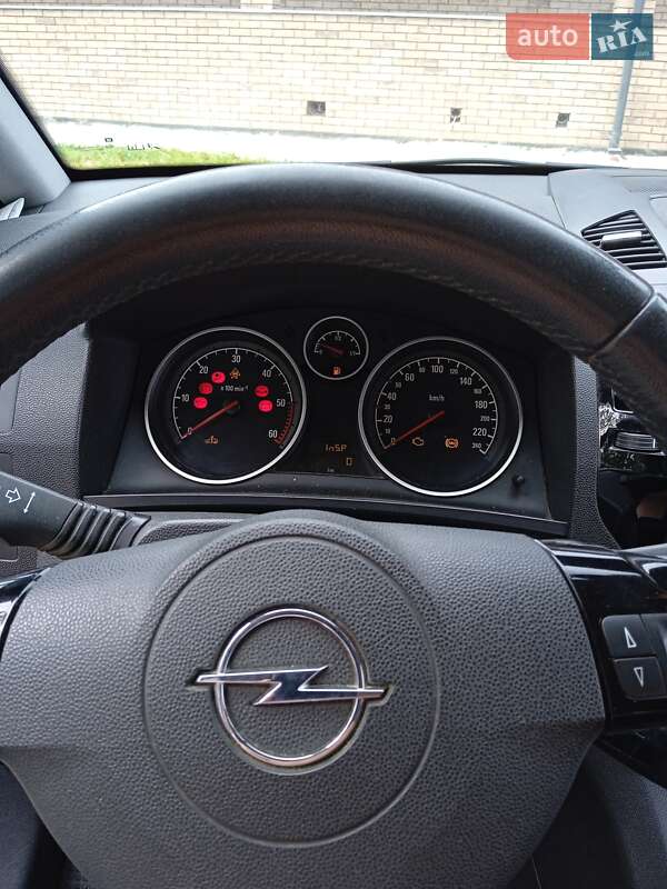 Минивэн Opel Zafira 2012 в Калуше фото 6 Минивэн Opel Zafira 2012 в Калуше