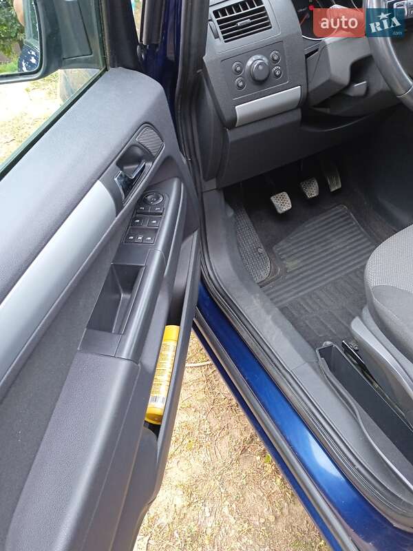 Минивэн Opel Zafira 2012 в Калуше фото 8 Минивэн Opel Zafira 2012 в Калуше