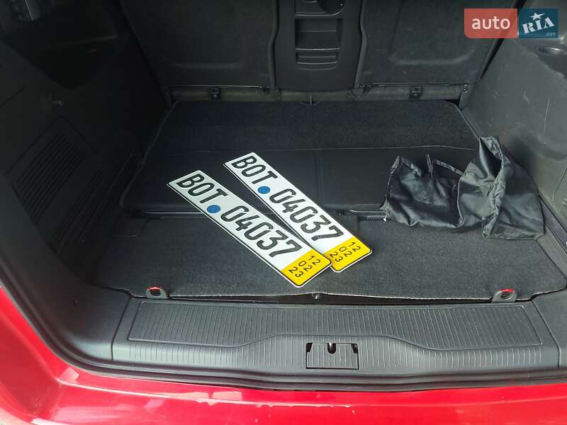 Мінівен Opel Zafira 2010 в Дніпрі