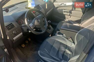 Минивэн Opel Zafira 2007 в 