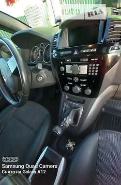 Минивэн Opel Zafira 2009 в Тячеве