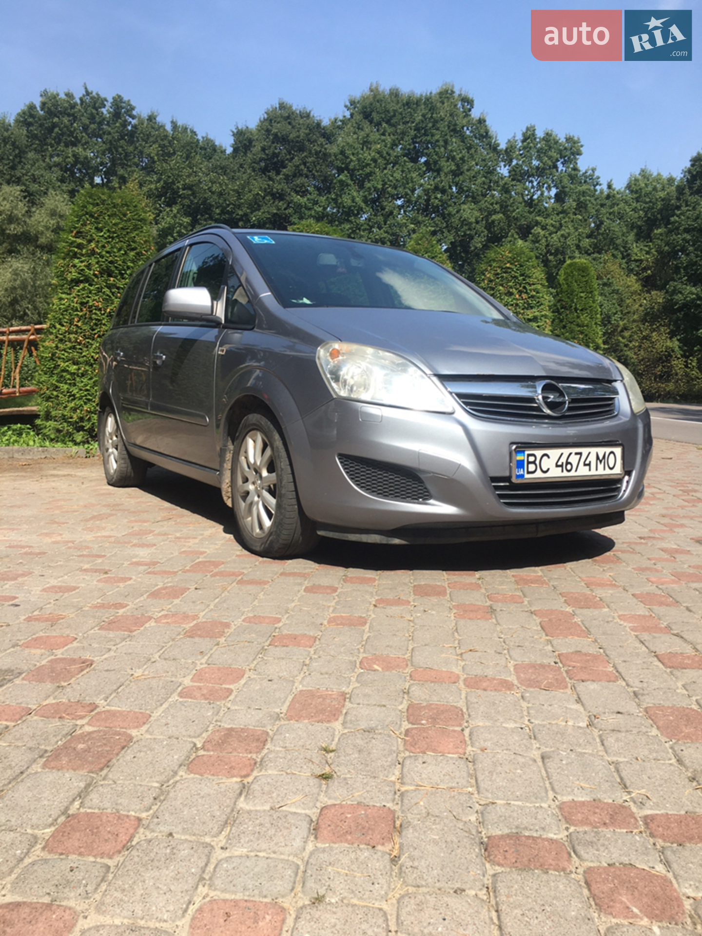 2010 Opel Zafira - мініатюра 2