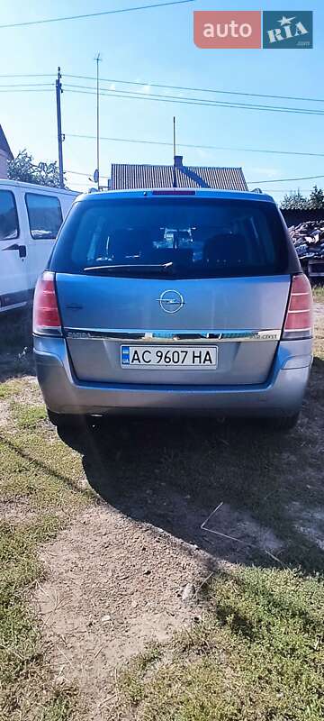 Мінівен Opel Zafira 2007 в Маневичах