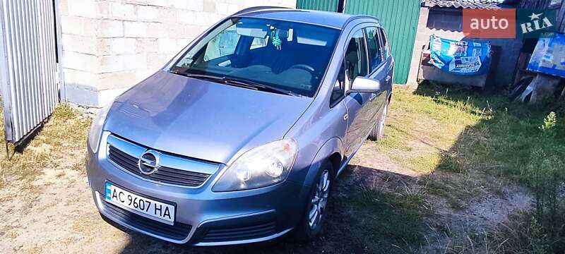 Мінівен Opel Zafira 2007 в Маневичах