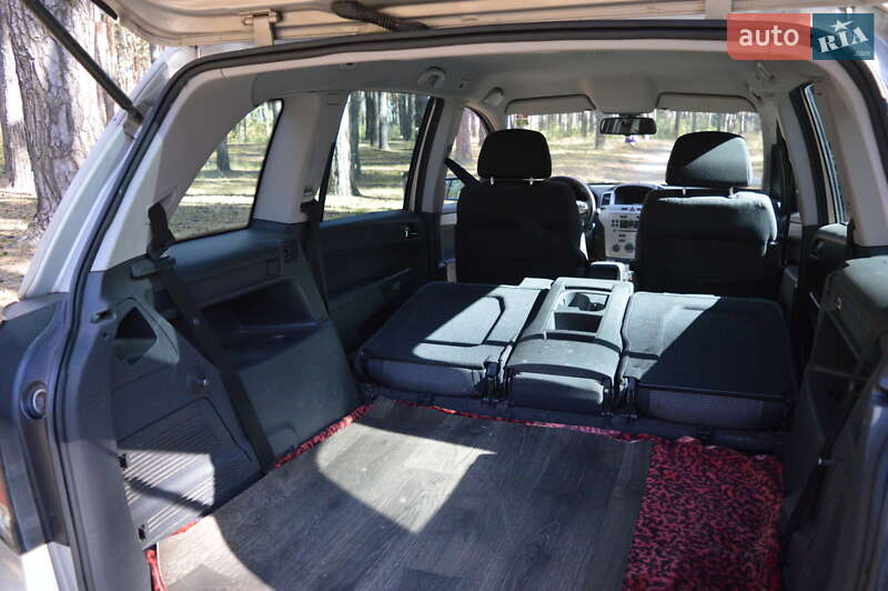 Минивэн Opel Zafira 2007 в Сновске