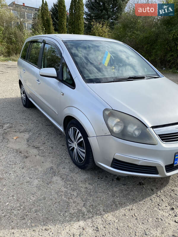 Минивэн Opel Zafira 2006 в Львове