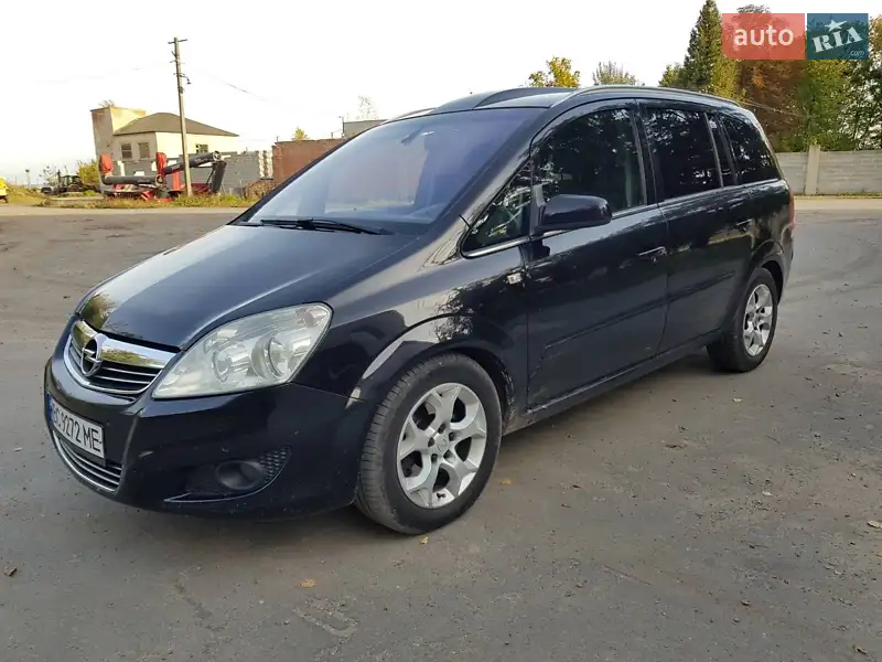 Минивэн Opel Zafira 2009 в 